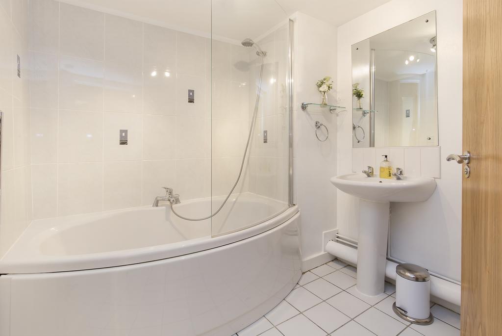 Raleigh Square - 2Br Ground-Floor Apartment In Nottingham Exterior foto